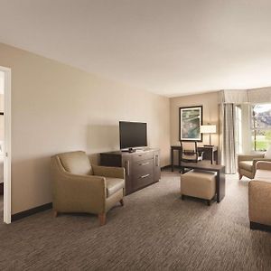 Two Bedroom Suite One King Two Queen Beds Non-Smoking